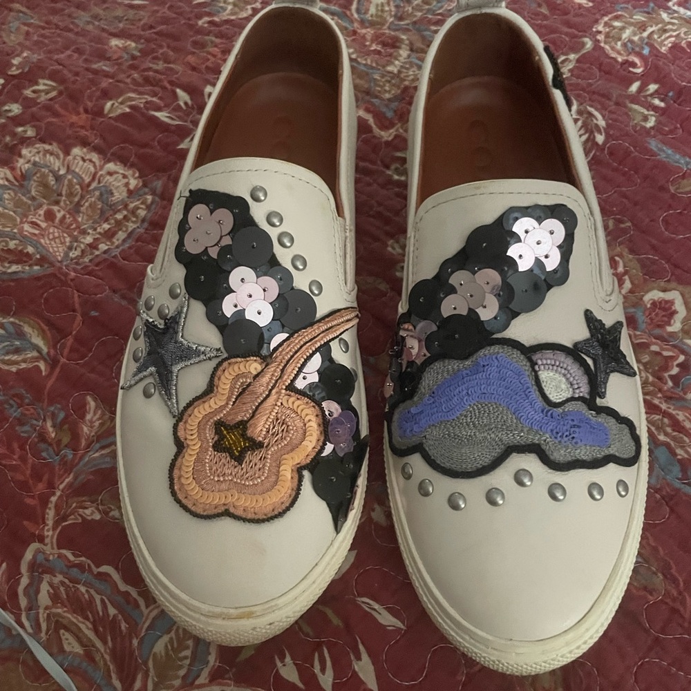 Coach embroidered/embellish. Gently used size 9.
